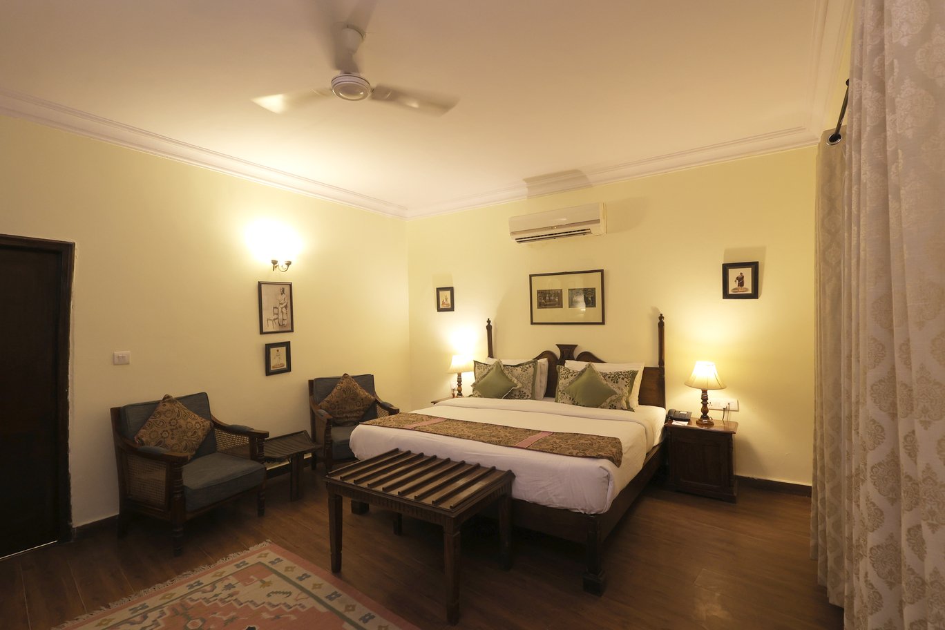 Heritage Classic Room (1)